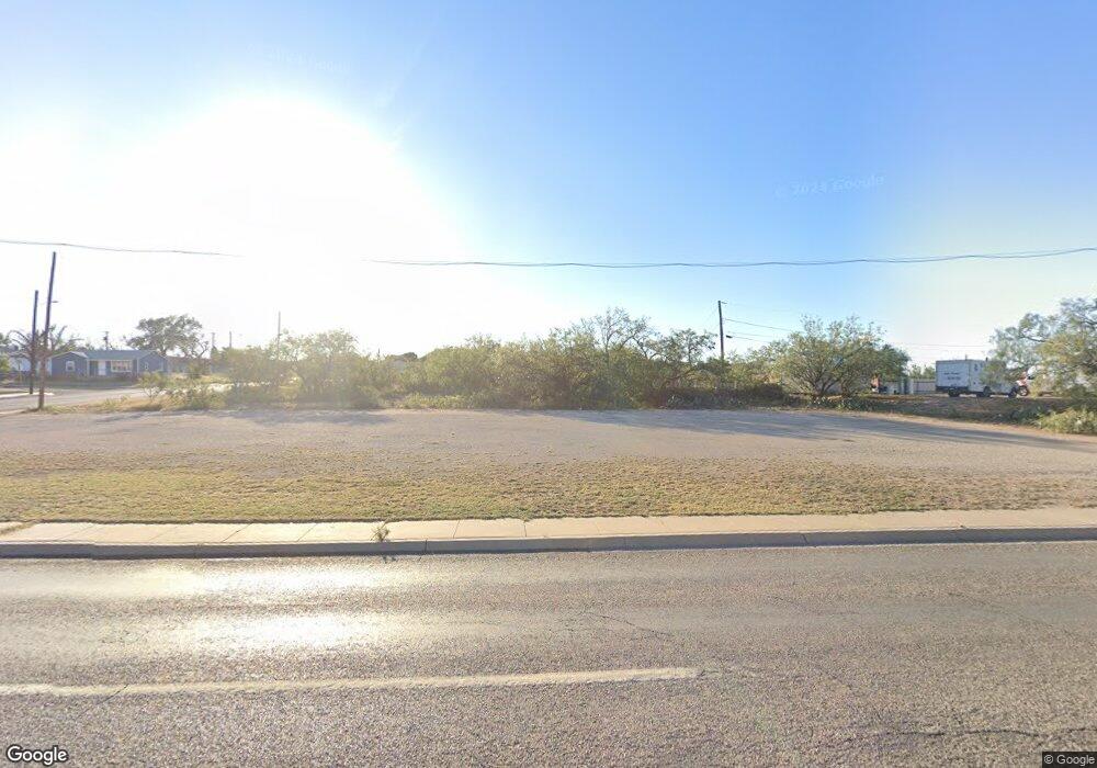 1018 Goliad St, Big Spring, TX 79720 - photo 1