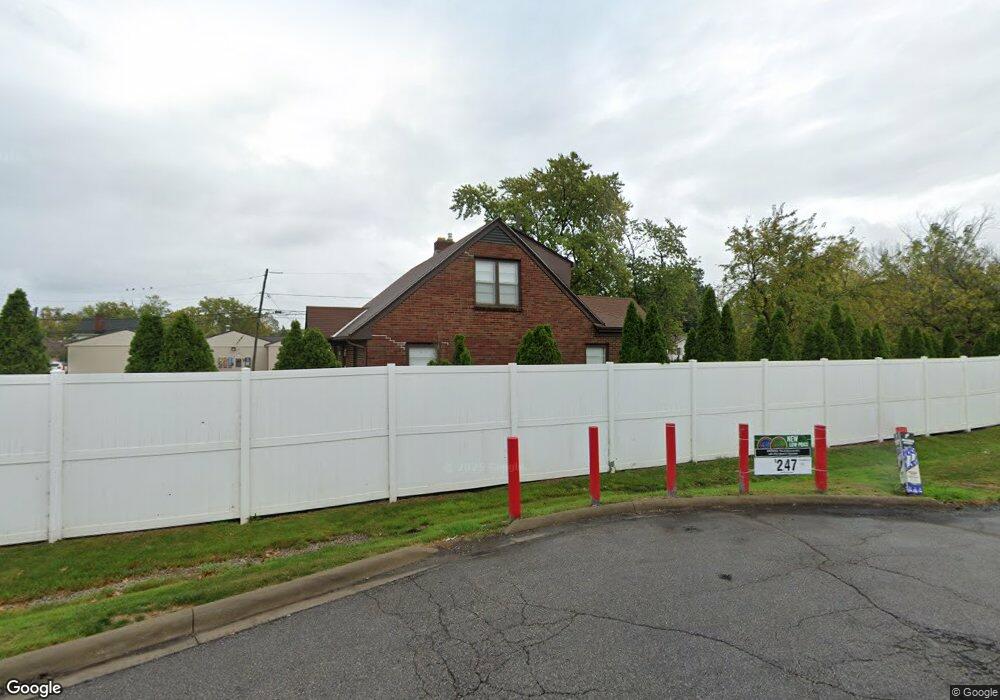 4226 E Lake Rd, Sheffield Lake, OH 44054 - photo 1