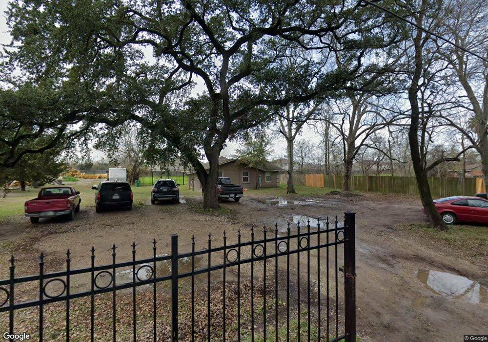 7419 Pine Burr Ln, Houston, TX 77040 - photo 1