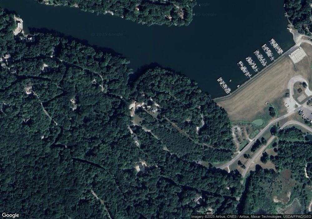 901 Kato Ct unit 900-901, Hide A Way Hills, OH 43107 - photo 1