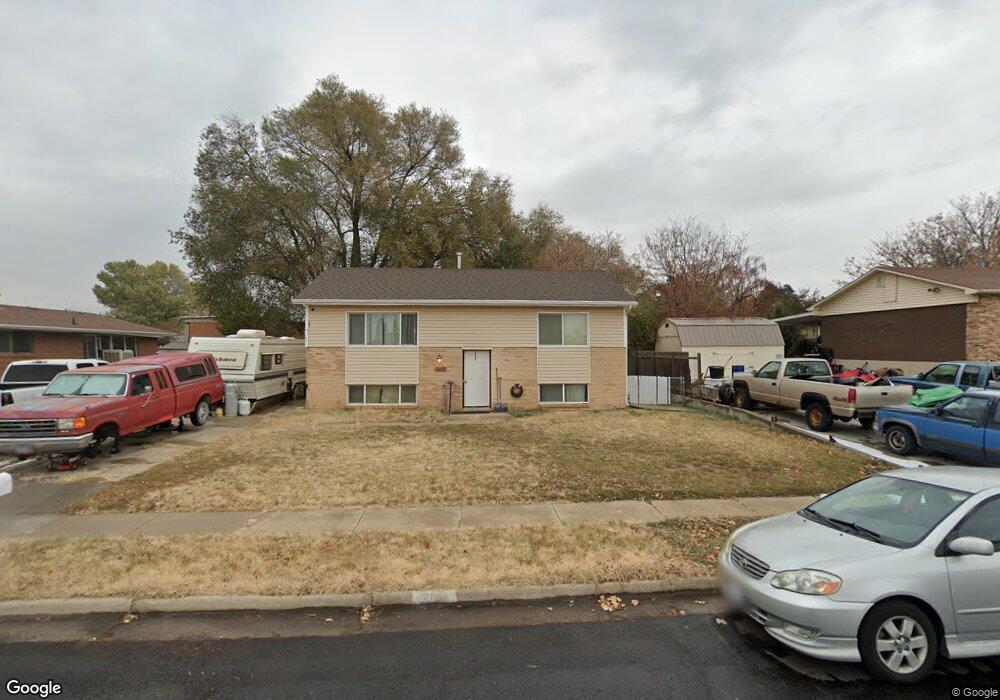 2172 N 700 W, Clearfield, UT 84015 - photo 1