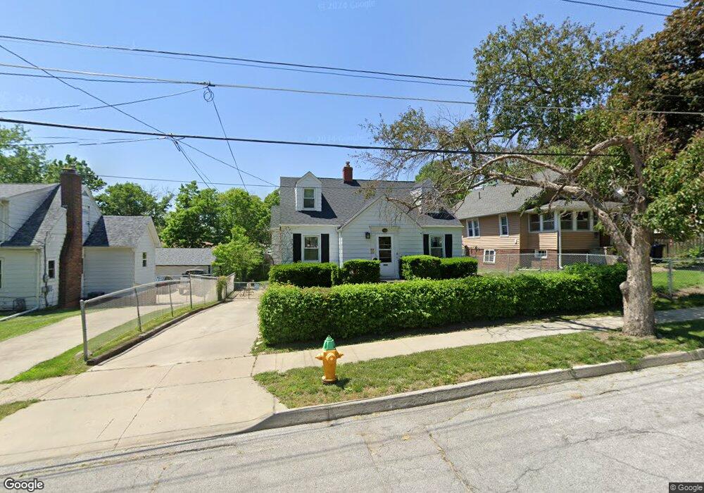 1820 E 32nd St, Des Moines, IA 50317 - photo 1