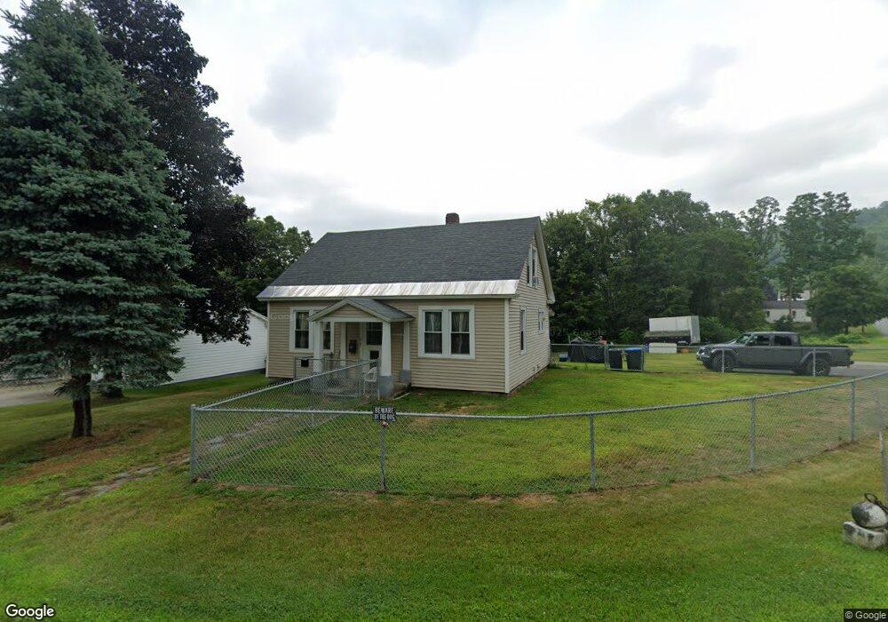 8 Williams St, Proctor, VT 05765 - photo 1