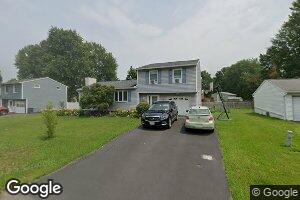 207 Windebank Ln, Minoa, NY 13116