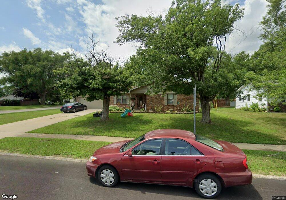 200 Lancelot Dr, Franklin, IN 46131 - photo 1