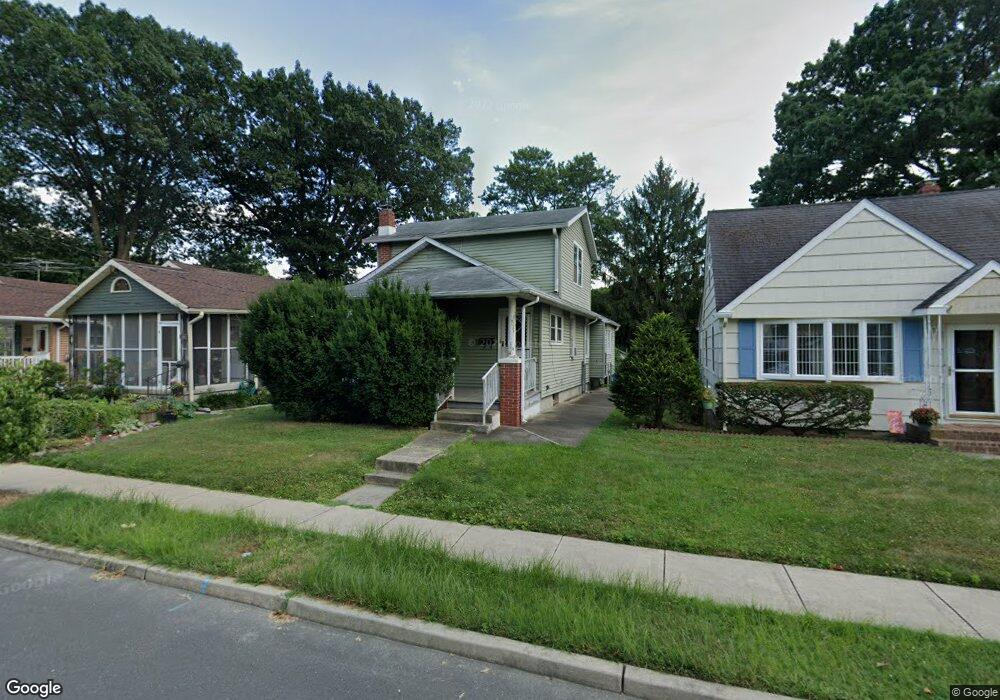 406 W Cedar Ave, Oaklyn, NJ 08107 - photo 1