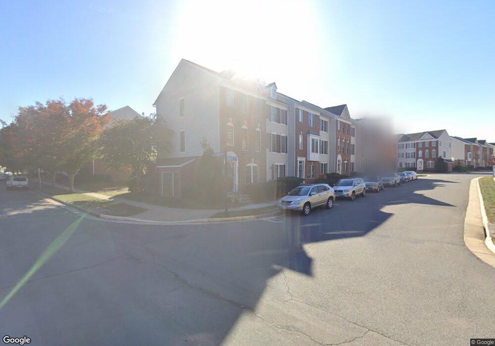 42845 Sykes Terrace unit 25B, Chantilly, VA 20152 - photo 1