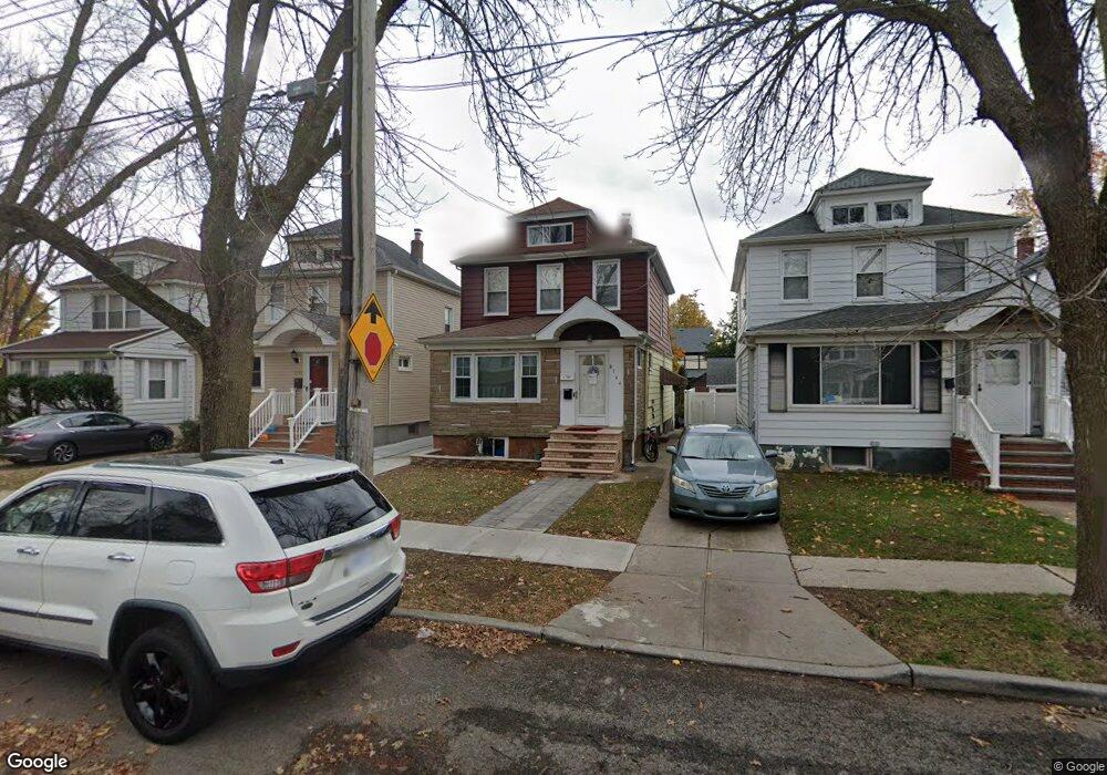 87-44 254th St, Jamaica, NY 11426 - photo 1