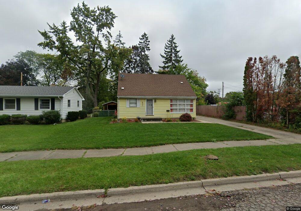 401 Cloverland Dr, Lansing, MI 48910 - photo 1