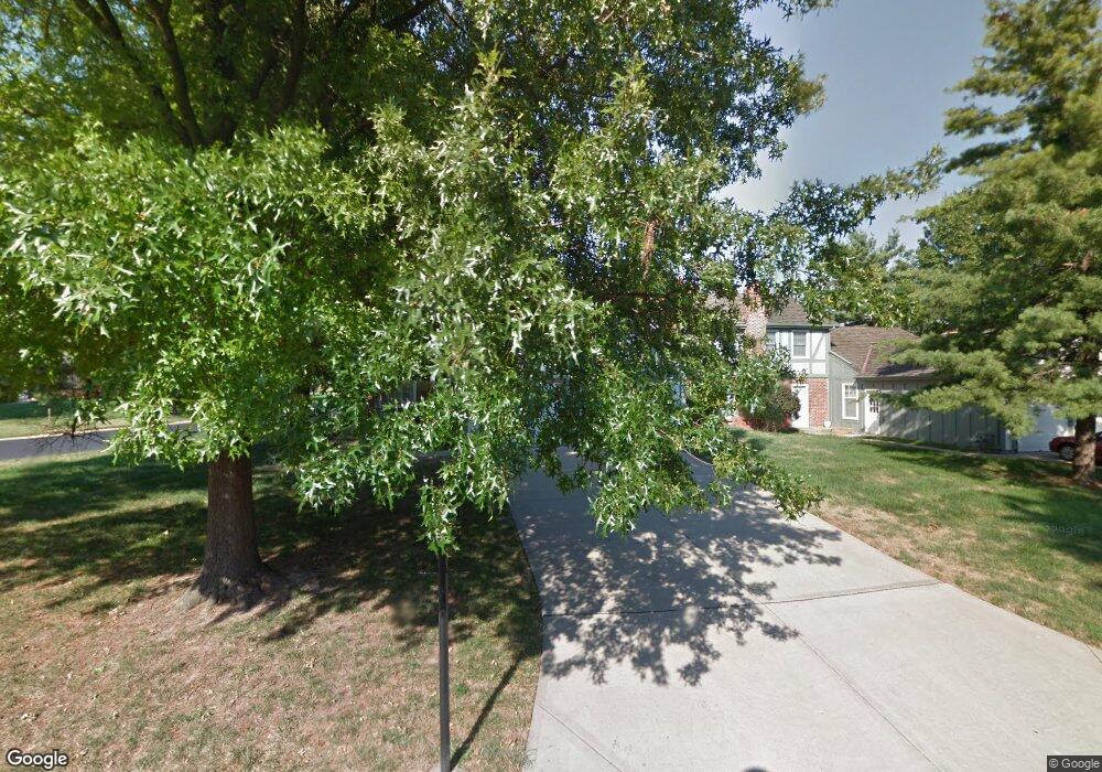 7227 Mastin St, Shawnee, KS 66203 - photo 1