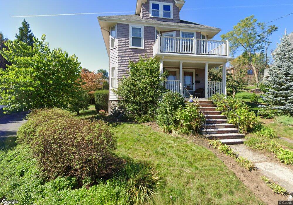 26 Bow St, Lexington, MA 02420 - photo 1