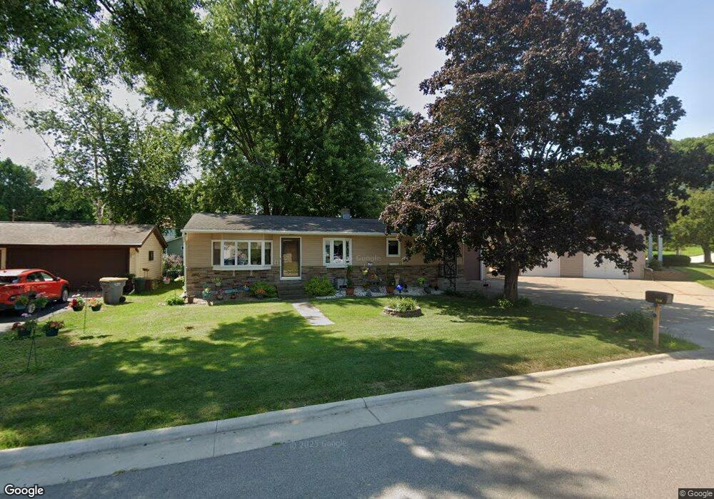 714 Birch St, La Crescent, MN 55947 - photo 1