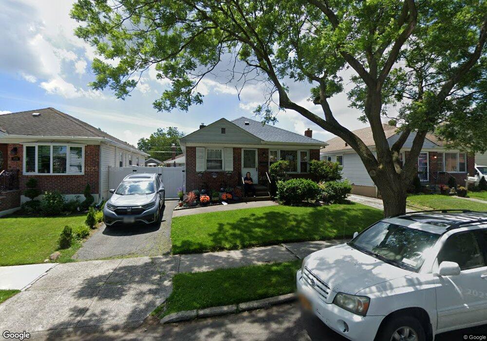 15750 19th Ave, Whitestone, NY 11357 - photo 1