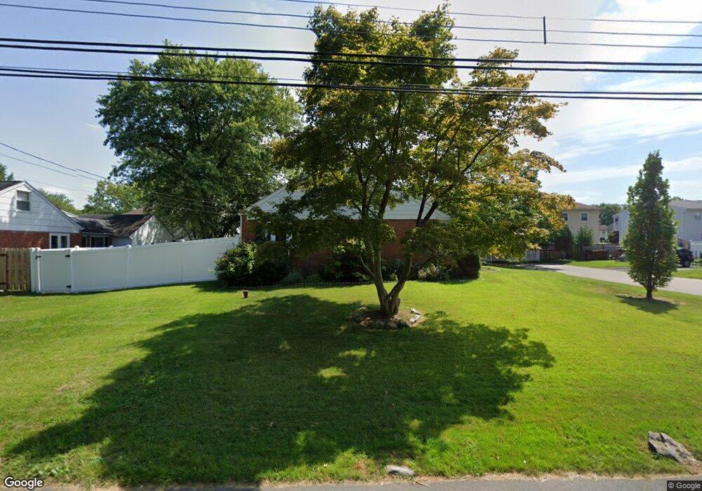 604 Bickmore Dr, Wallingford, PA 19086 - photo 1