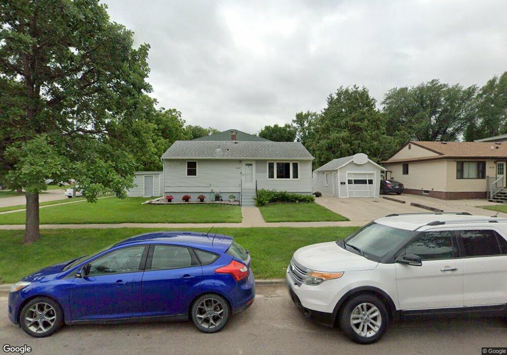 1202 11th Ave N, Fargo, ND 58102 - photo 1