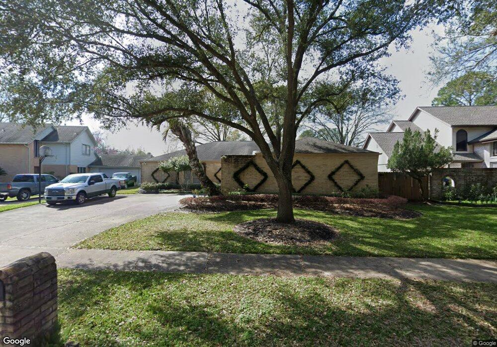 7715 Brush Wood Dr, Houston, TX 77088 - photo 1