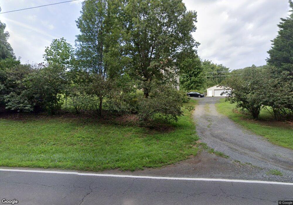 5444 Beverlys Mill Rd, Broad Run, VA 20137 - photo 1