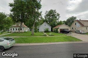 1340 2nd Ave N, Fargo, ND 58102