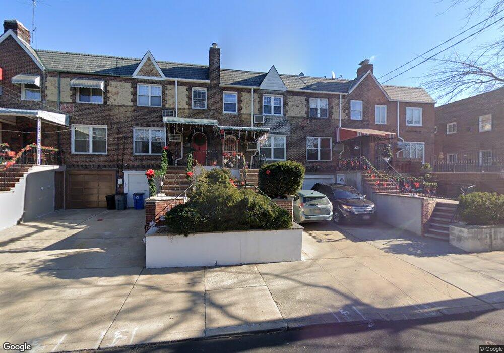 53135 63rd St, Maspeth, NY 11378 - photo 1