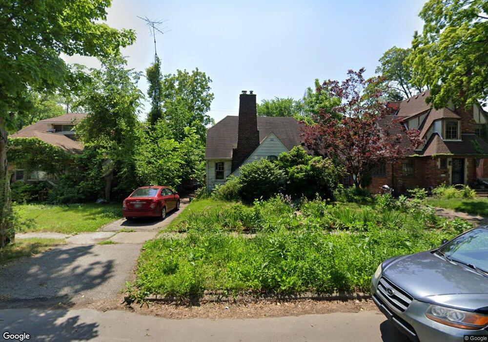 2431 Thomas St, Flint, MI 48504 - photo 1