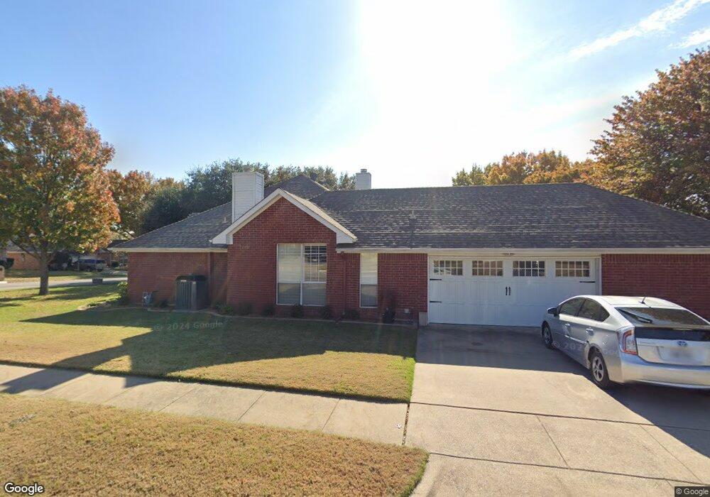 6445 Westgate Dr, North Richland Hills, TX 76182 - photo 1