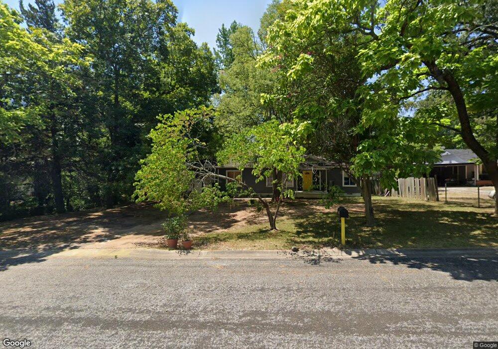 508 Leach St, Kilgore, TX 75662 - photo 1