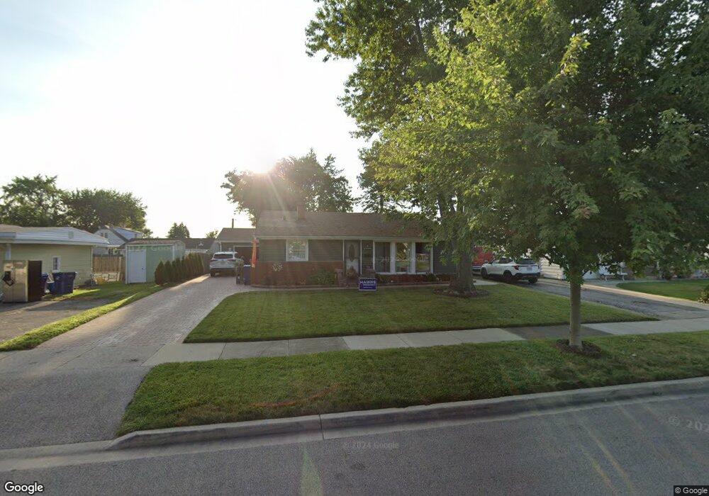 1523 N Berwick Blvd, Waukegan, IL 60085 - photo 1