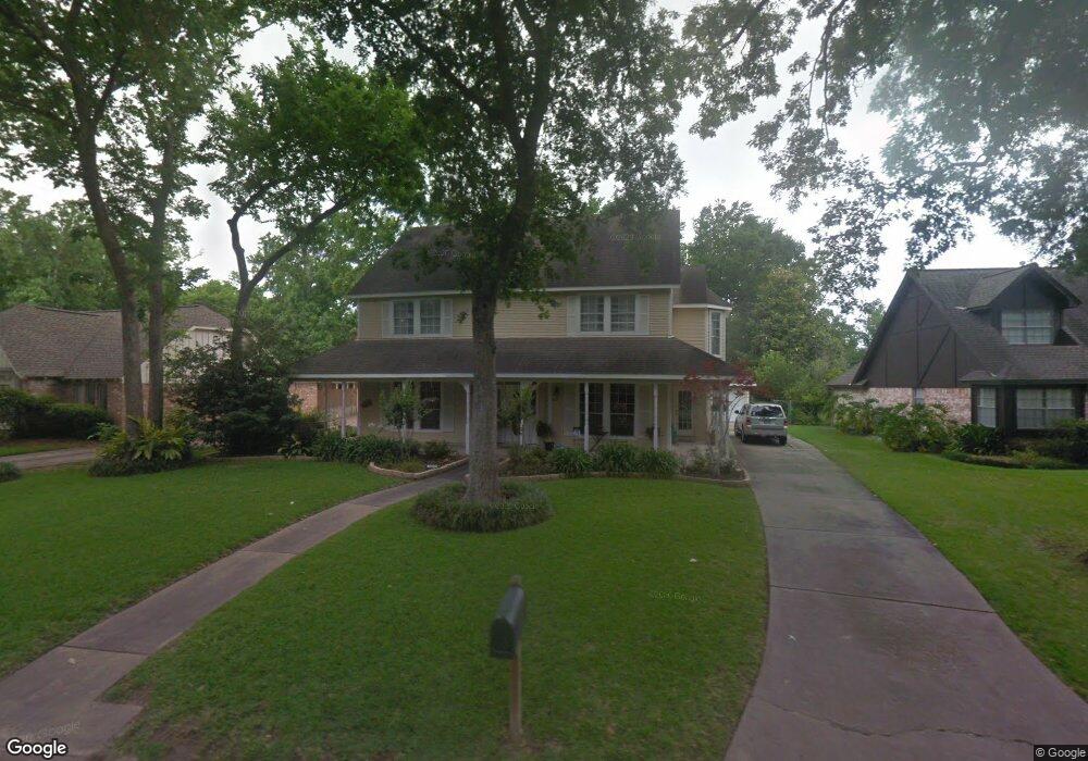 218 Saint Cloud Dr, Friendswood, TX 77546 - photo 1