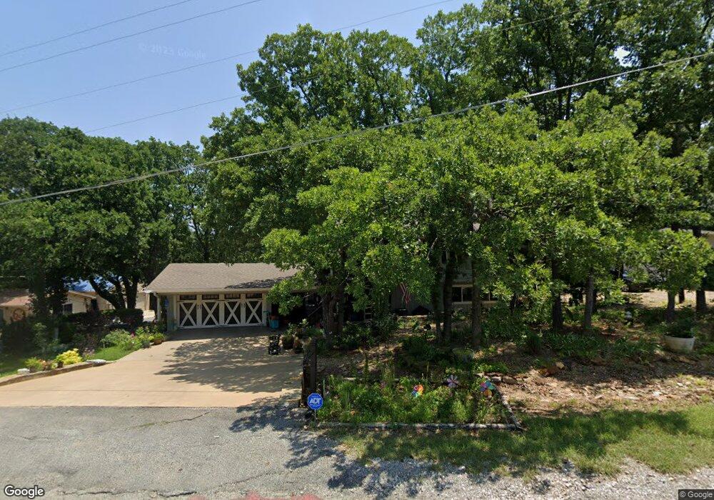 302 Cambridge Dr, Pottsboro, TX 75076 - photo 1