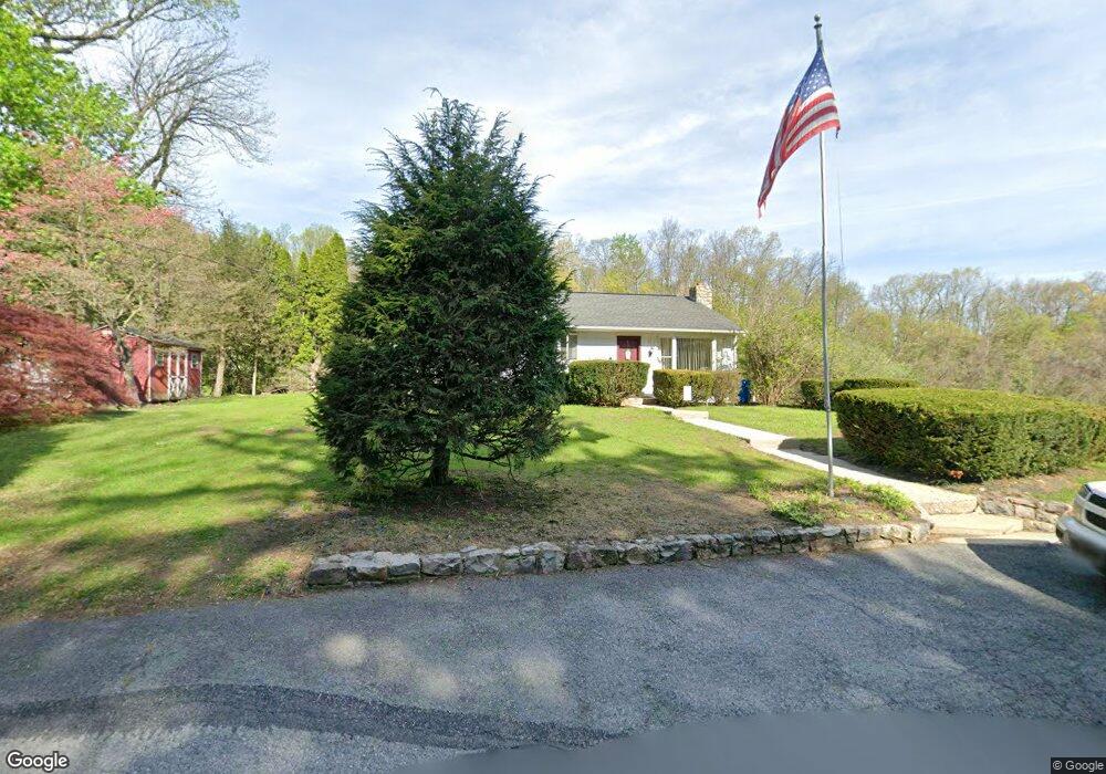 5501 Stoudts Ferry Bridge Rd, Reading, PA 19605 - photo 1