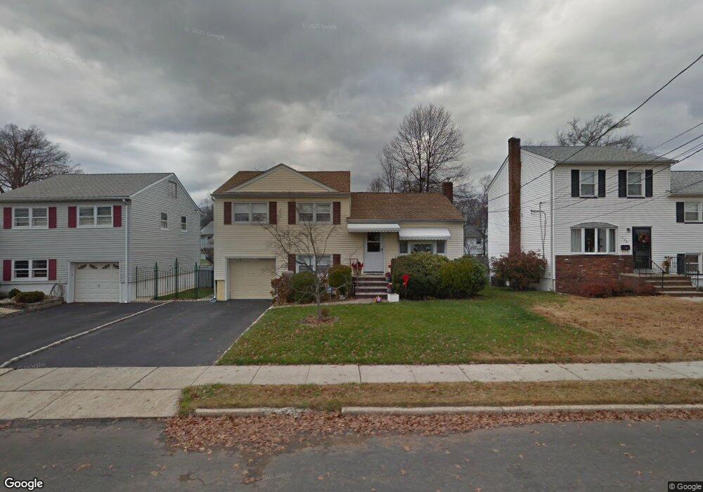 660 Colonial Arms Rd, Union, NJ 07083 - photo 1