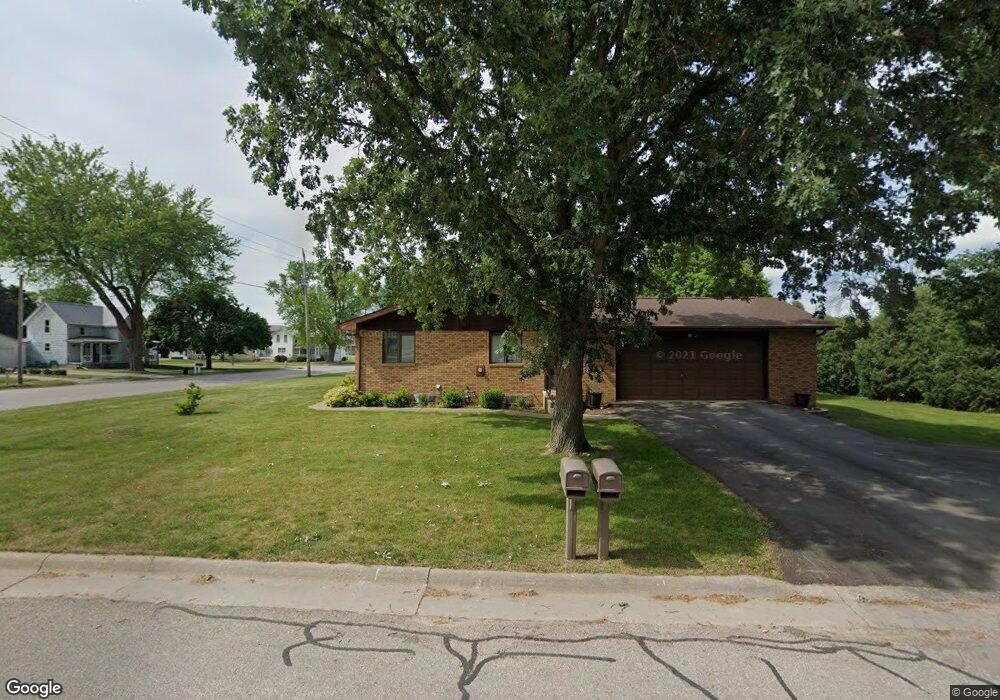 1135 Main St, Jesup, IA 50648 - photo 1