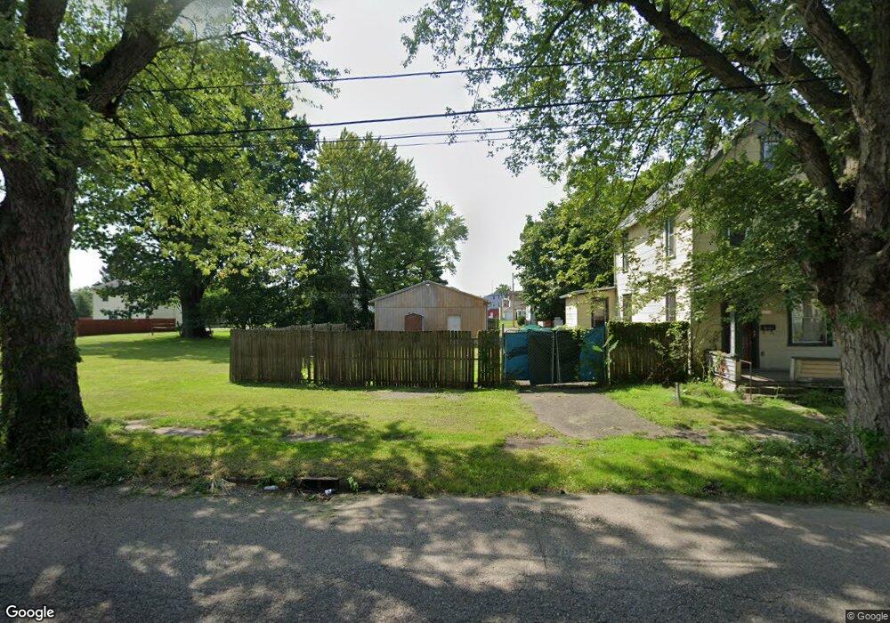 1524 3rd St NE, Canton, OH 44704 - photo 1