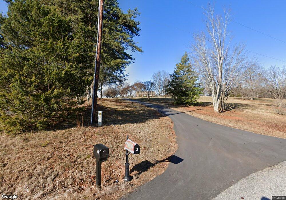 499 Howard Gap Rd, Inman, SC 29349 - photo 1