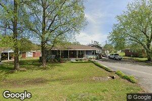 302 Meadow Dr, Red Bay, AL 35582