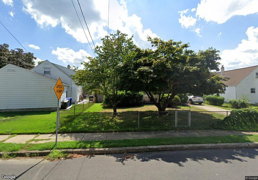 612 Smith Ln, Mount Holly, NJ 08060 - photo 1