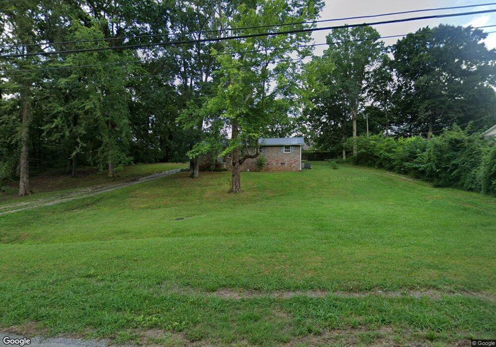 105 Sheridan Cir, McMinnville, TN 37110 - photo 1