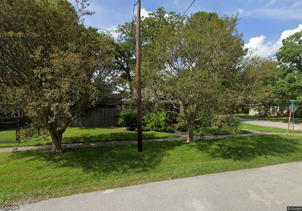 1315 Beverly St, Houston, TX 77008 - photo 1