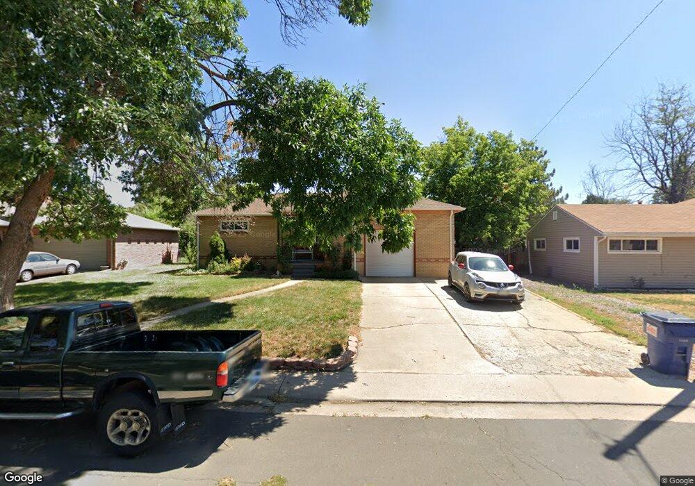 1000 Kramer Ct, Aurora, CO 80010 - photo 1