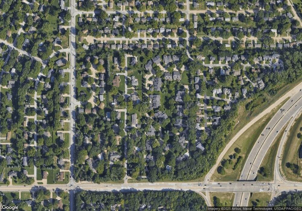 919 S 112th Plaza, Omaha, NE 68154 - photo 1