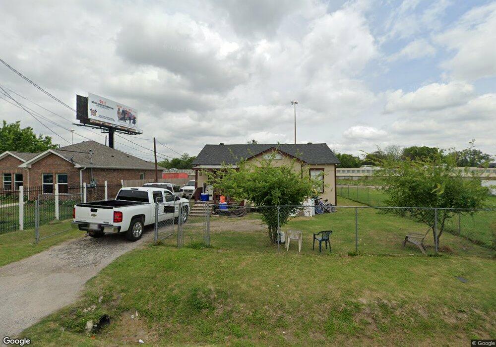 2527 Fairbanks St, Houston, TX 77026 - photo 1