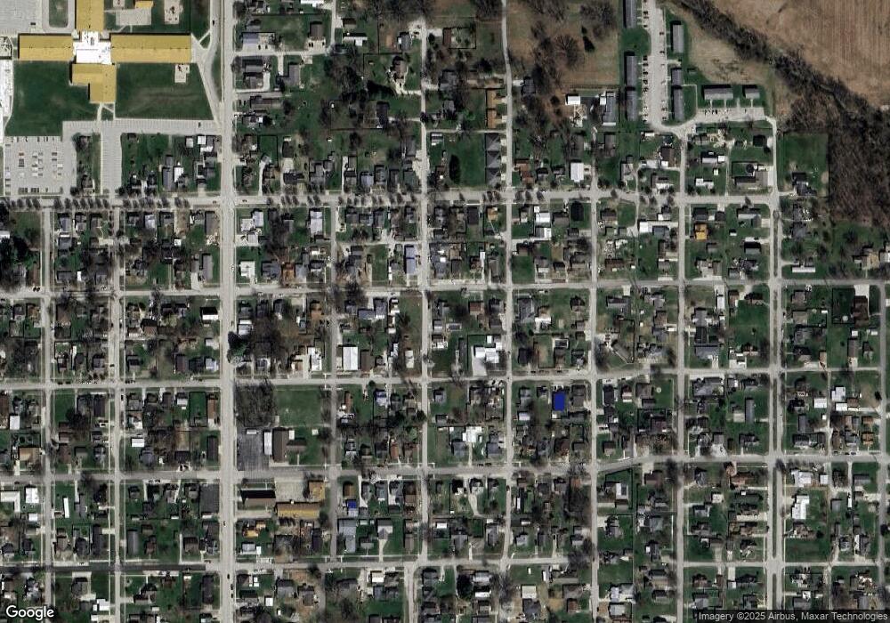 609 G St NE, Linton, IN 47441 - photo 1