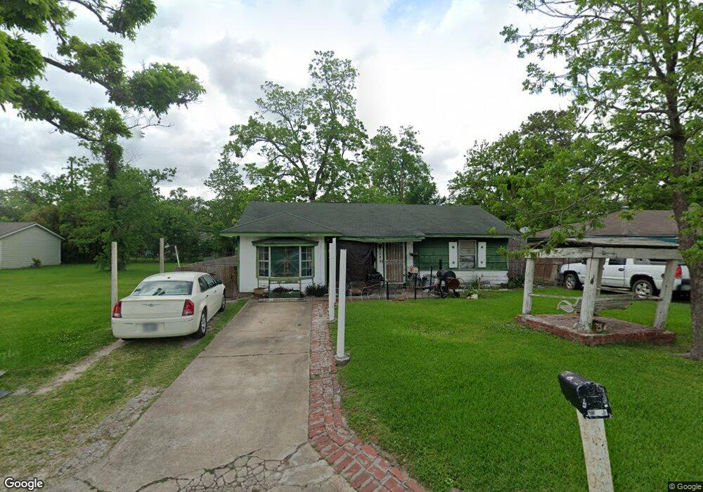 7429 Caddo Rd, Houston, TX 77016 - photo 1