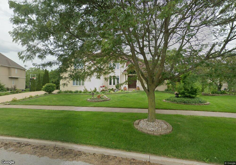 4524 Clearwater Ln, Naperville, IL 60564 - photo 1