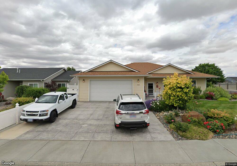 1901 SW 1st St, Pendleton, OR 97801 - photo 1