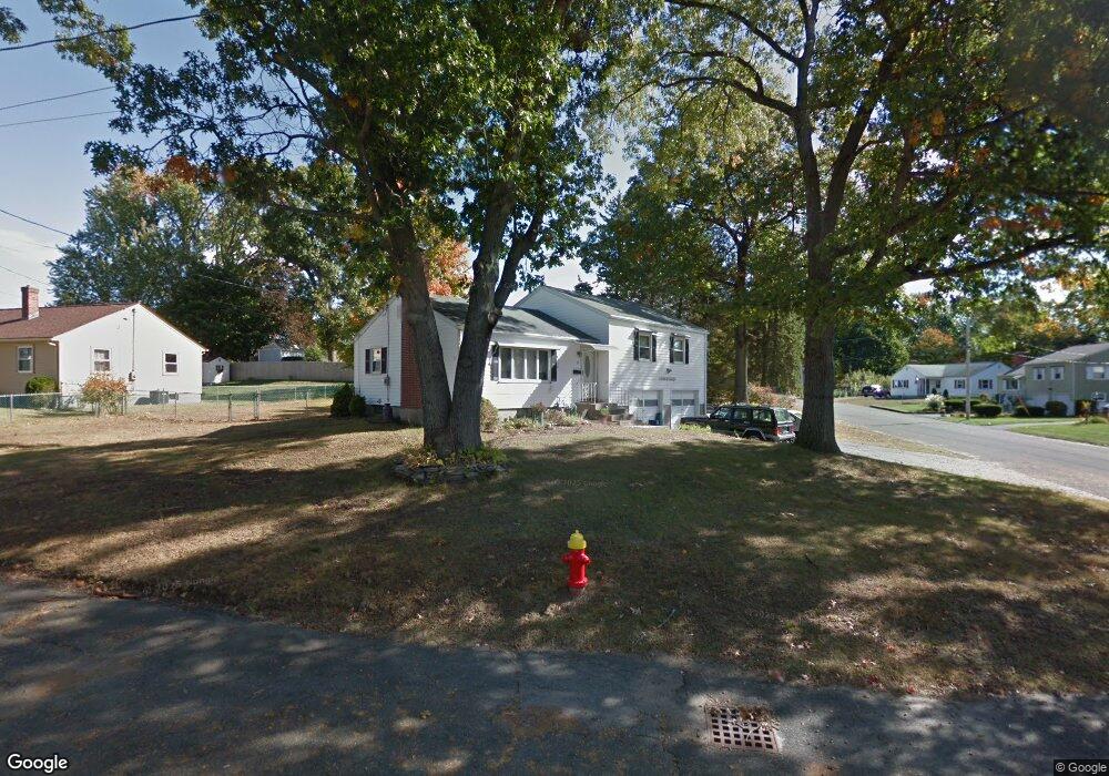 79 Sunset Dr, Chicopee, MA 01020 - photo 1