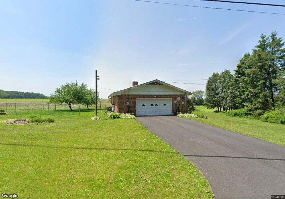 887 Copella Rd, Bath, PA 18014 - photo 1