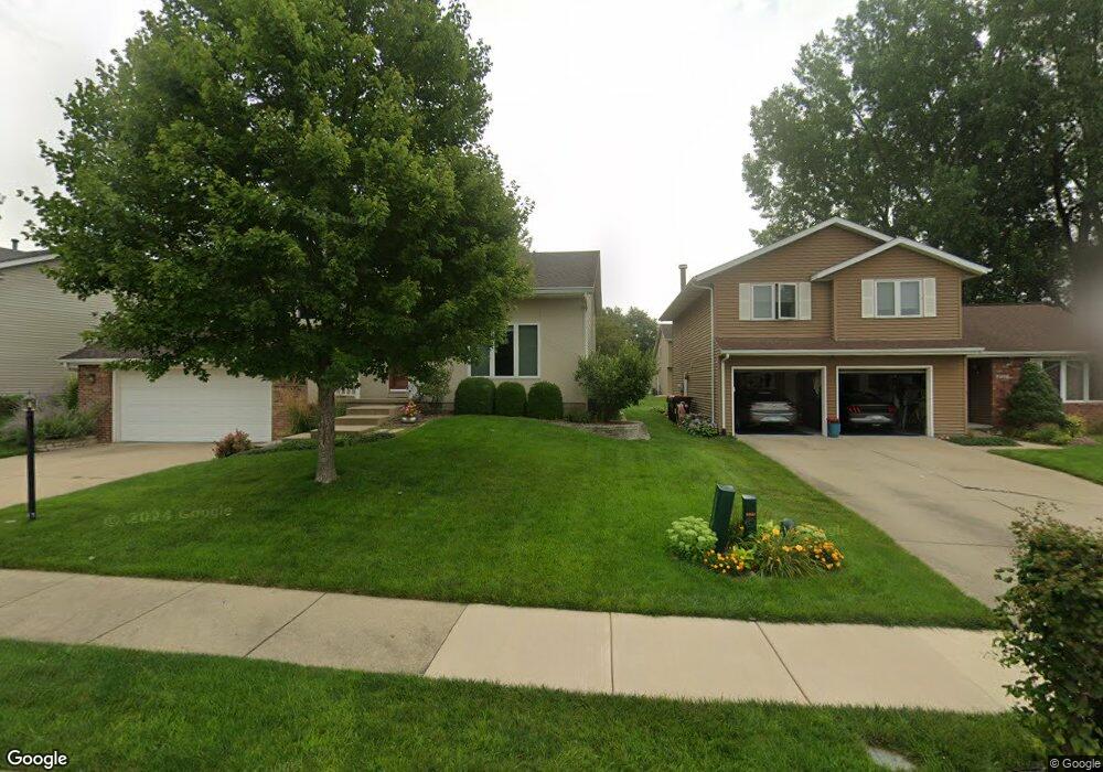 5511 N Cedarwilde Ct, Peoria, IL 61615 - photo 1