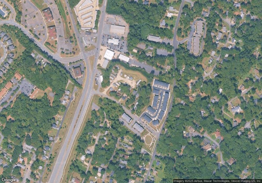 4016 Bradys Hill Rd, Triangle, VA 22172 - photo 1