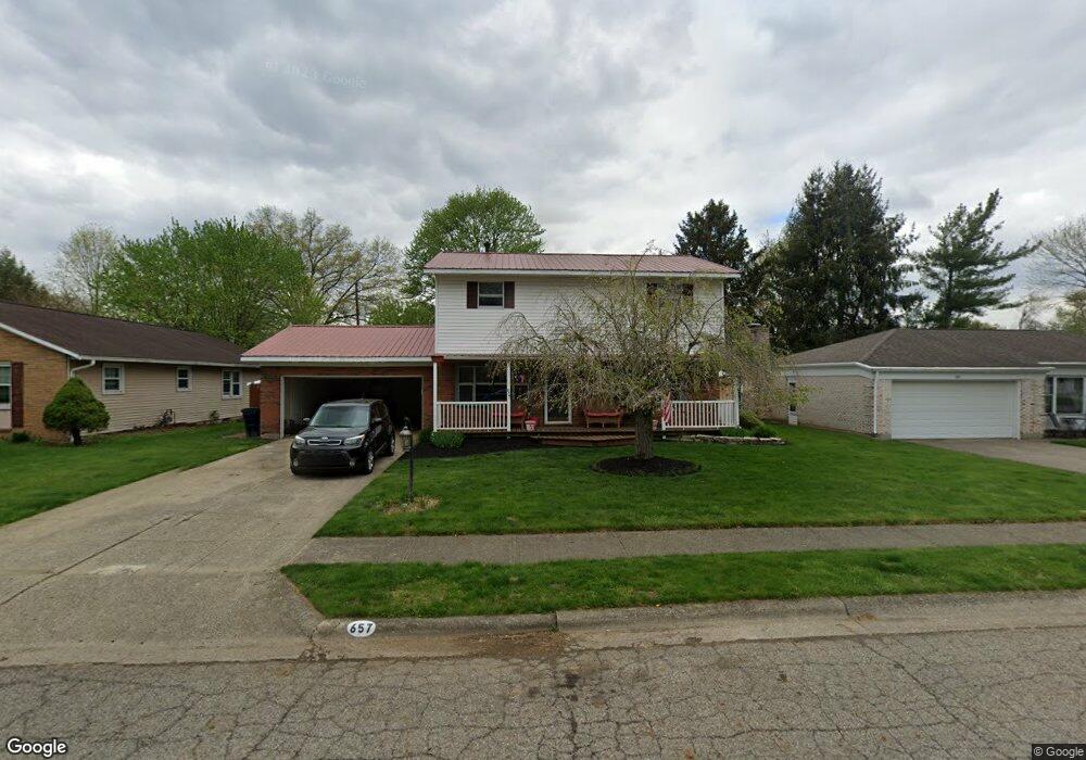 657 Robin Ln, Newark, OH 43055 - photo 1